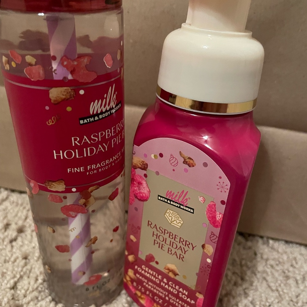 BBW Raspberry Holiday Pie Hand Soap and Mist Set